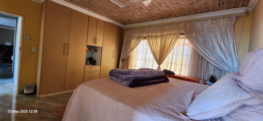 3 Bedroom Property for Sale in Tlhabane West North West